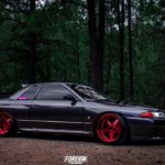 Nissan GTR skyline R32 with red alloy