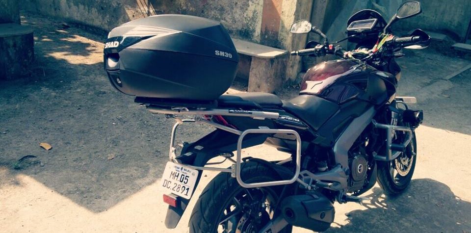 Bajaj Dominar 400 TOur