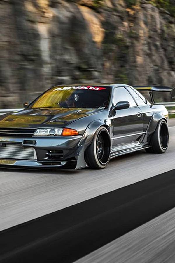 Custome Nissan Skyline R32 Gtr In Neat Dual Tone Grey Modifiedx