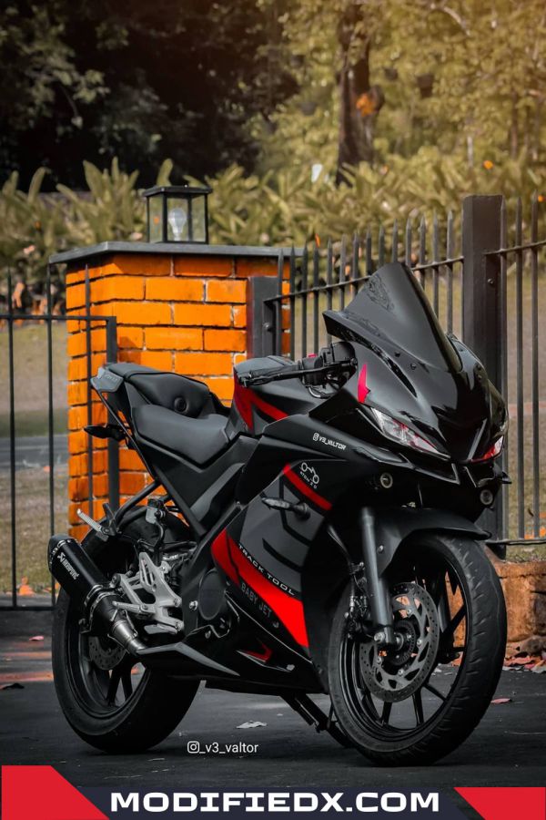 Modified Black Red Yamaha R15 V3 ModifiedX